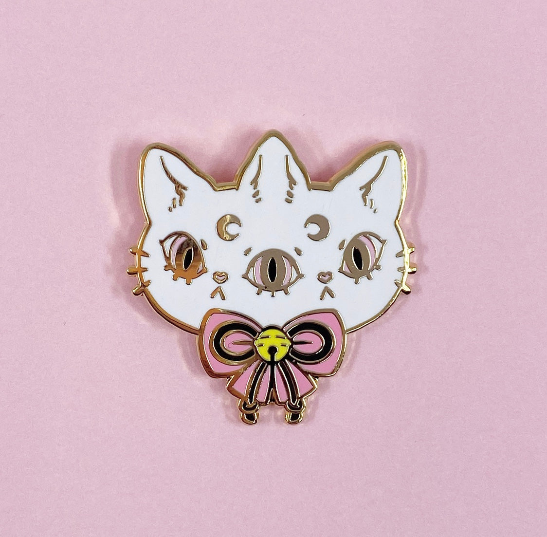 Magical Kitten Pin - Hvit
