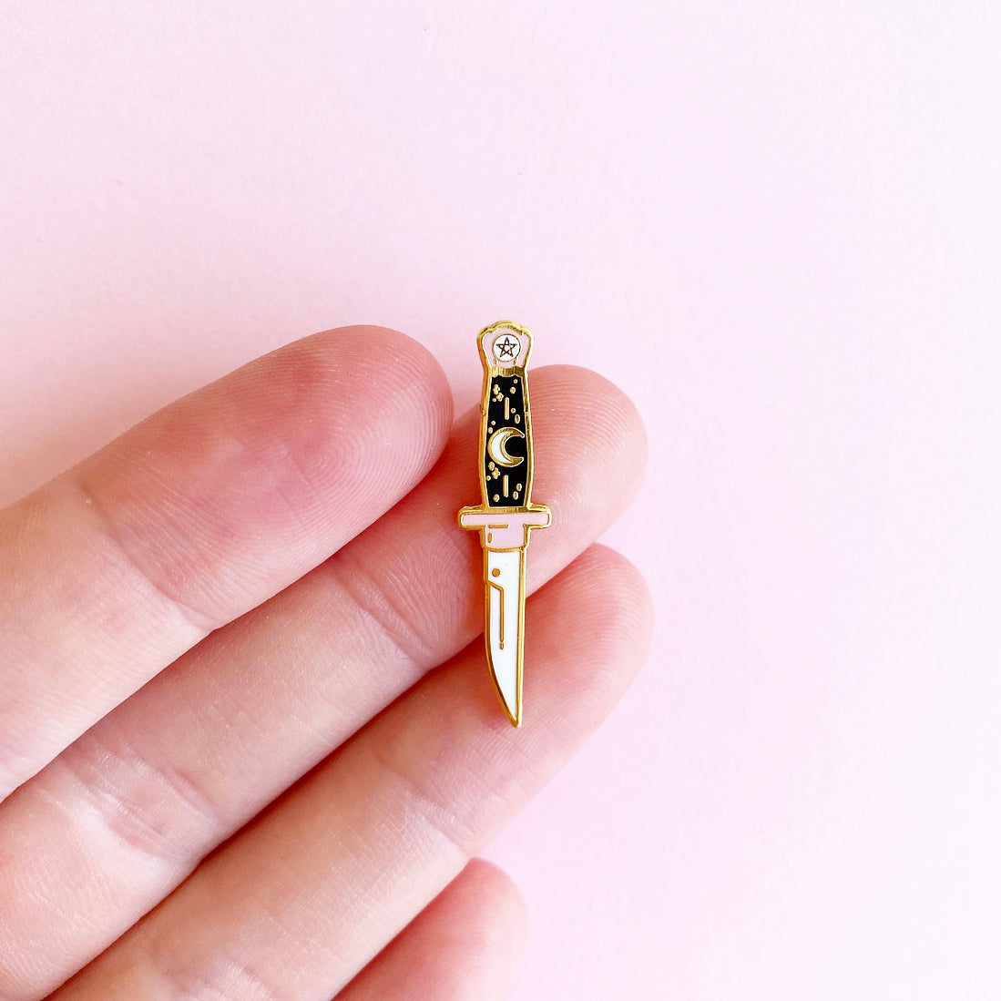 Witch’s Athame Pin
