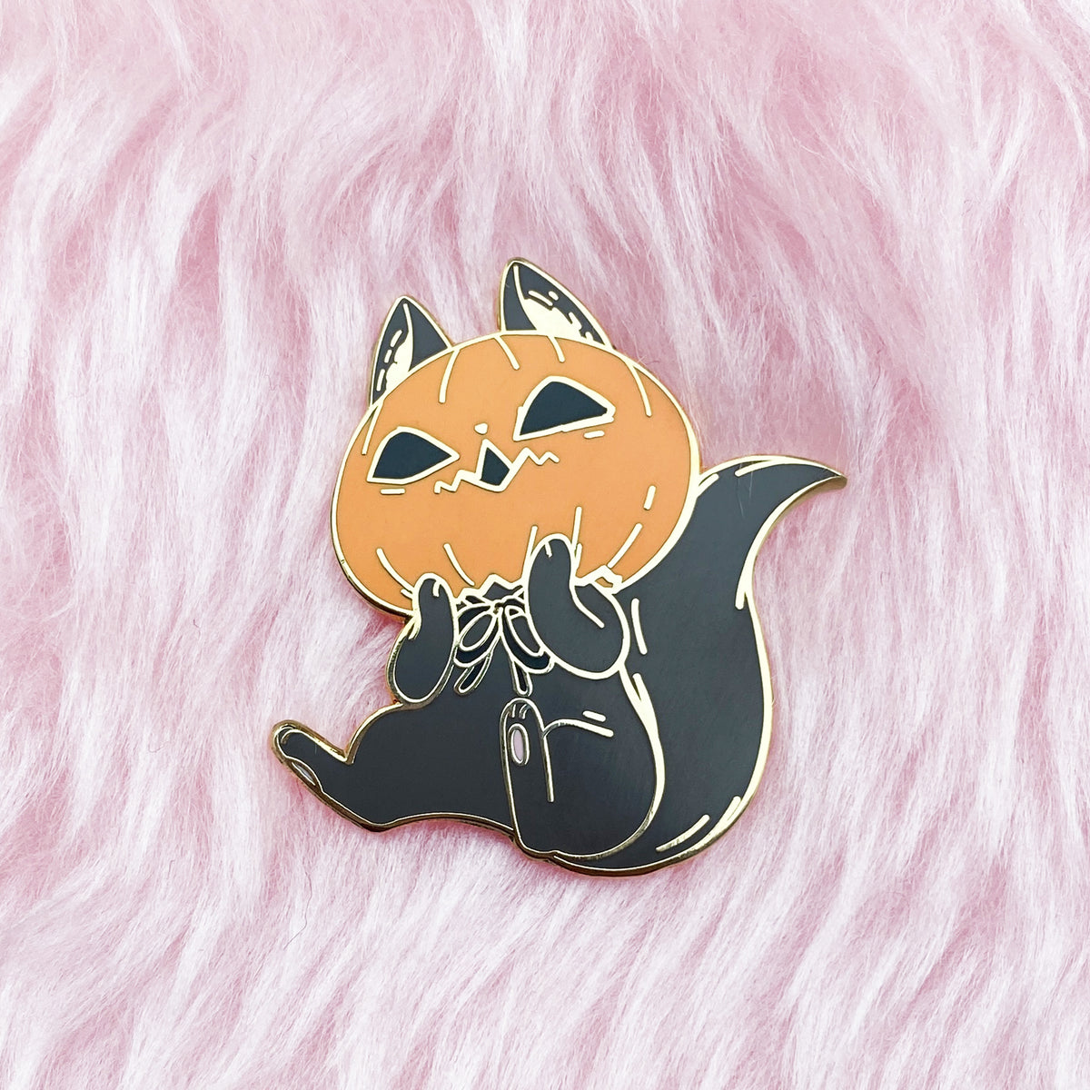 Pumpkitty pin