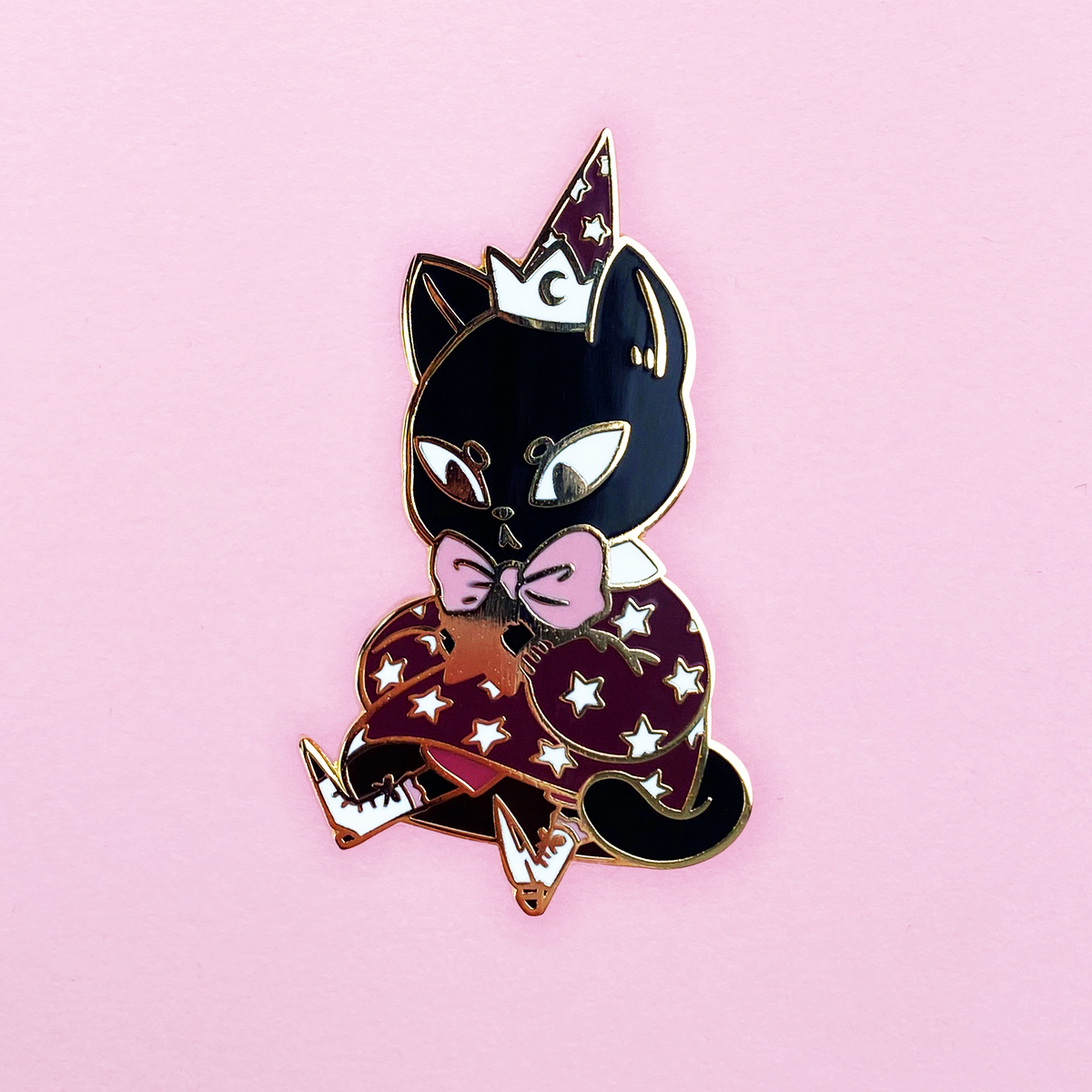 Pico the Star Cat Pin