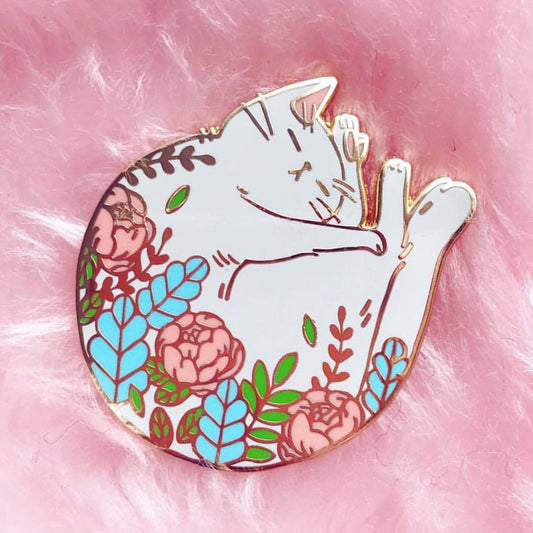 Sleepy Kitty Pin