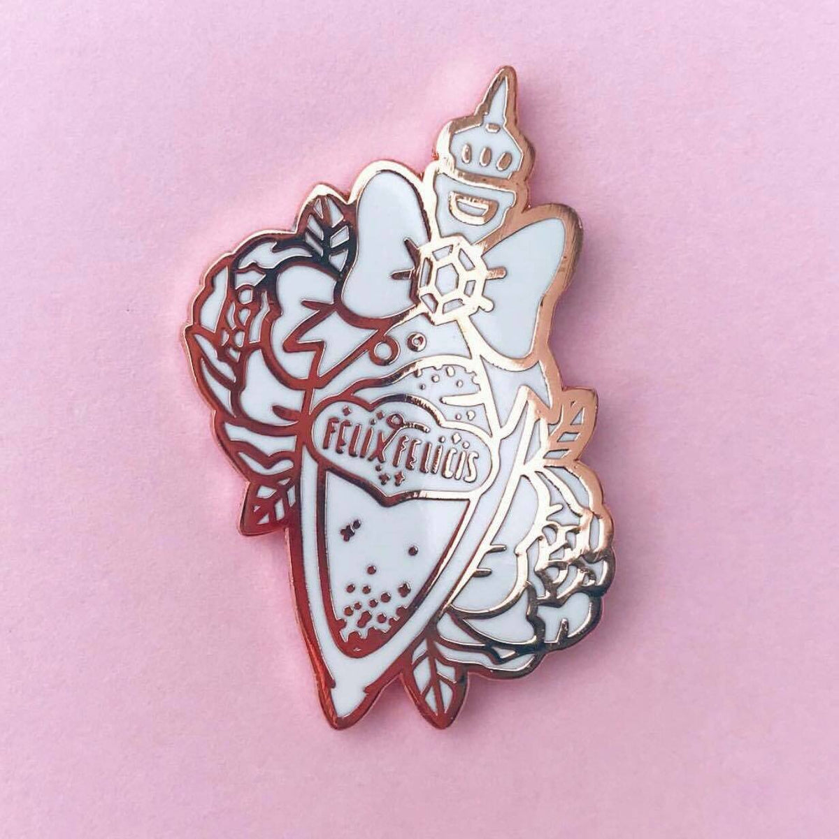 Felix Felicis White Pin