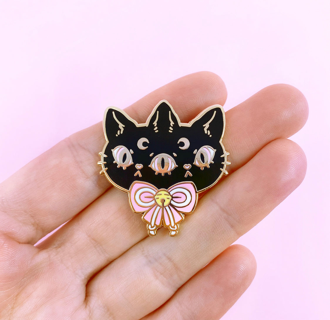 Magical Kitten Pin - Sort