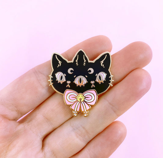 Magical Kitten Pin - Sort