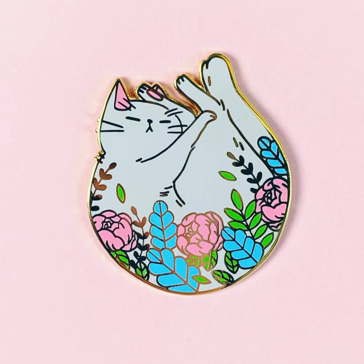Sleepy Kitty Pin